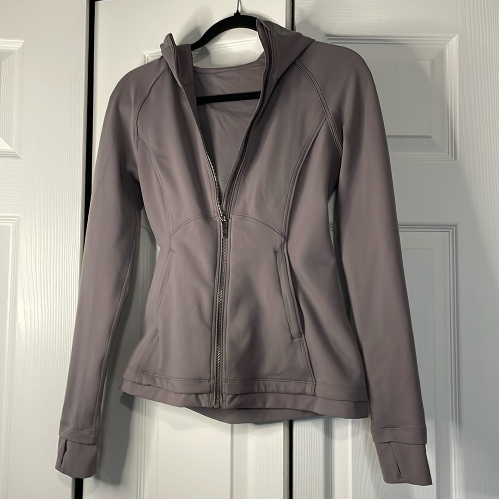 Lululemon zipper top. Pretty lavender color